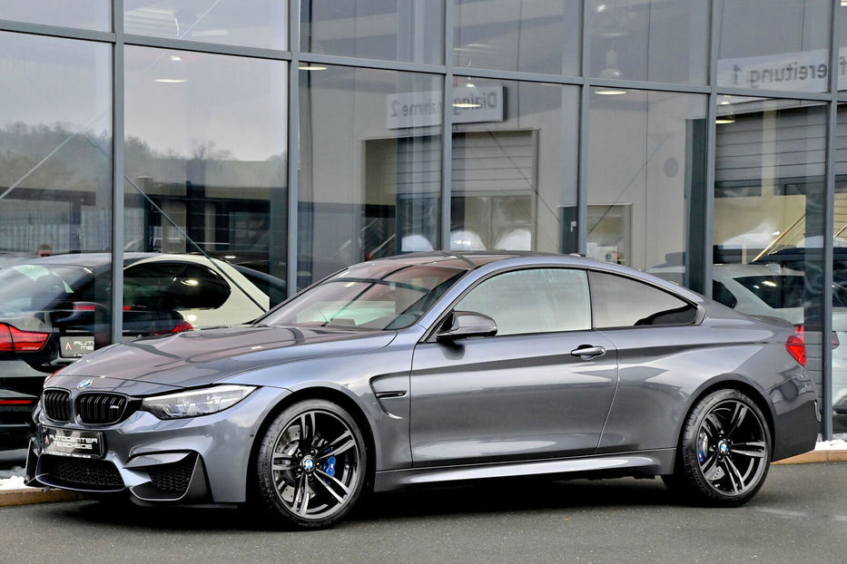 Продам BMW M4 Competition 2020 года в Киеве