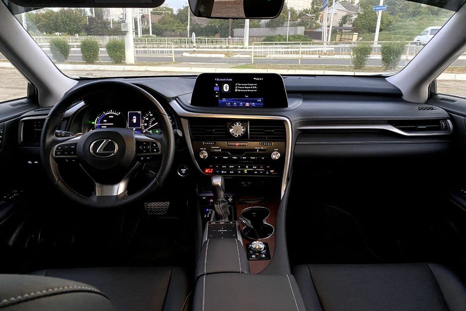 Продам Lexus RX 450 h 2020 года в Одессе