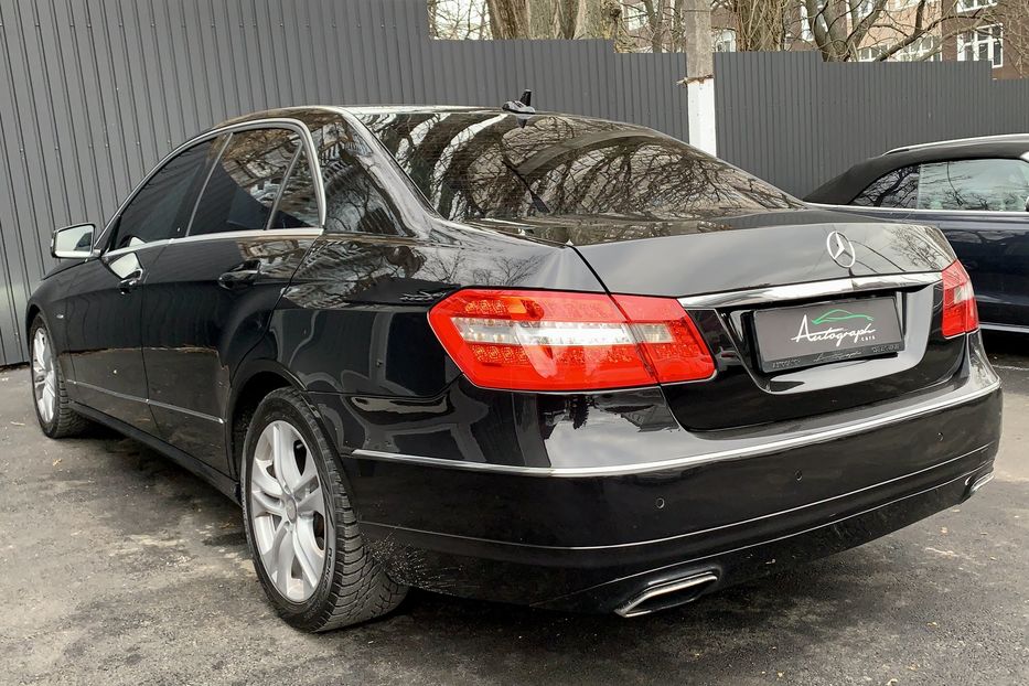 Продам Mercedes-Benz E-Class 220 CDI Avangard  2011 года в Киеве