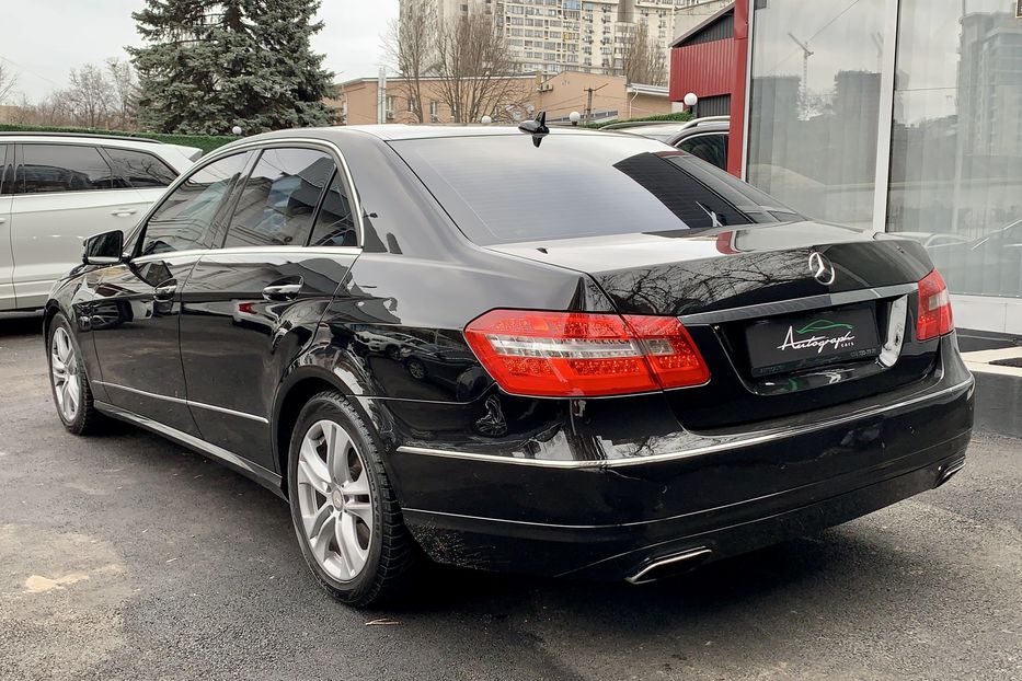 Продам Mercedes-Benz E-Class 220 CDI Avangard  2011 года в Киеве