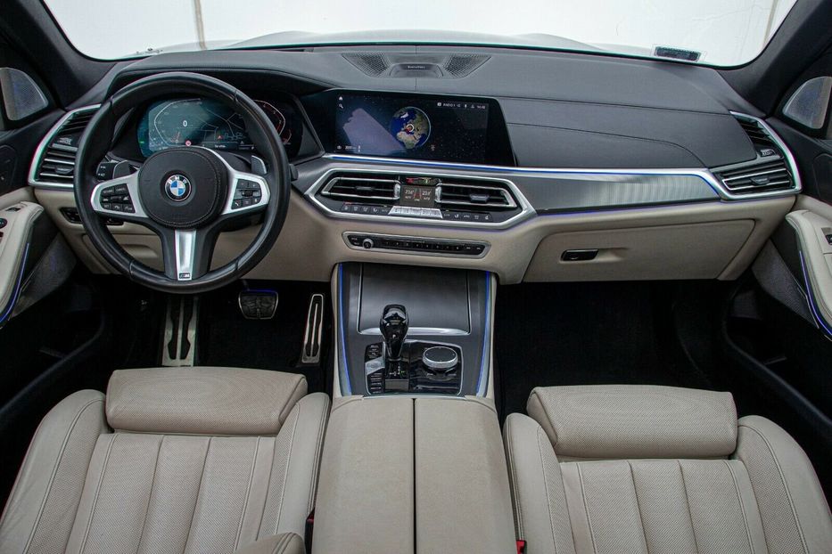 Продам BMW X5  xDrive 30d M SPORT 2020 года в Киеве