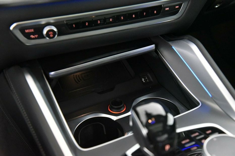 Продам BMW X6 xDrive 30d 2020 года в Киеве