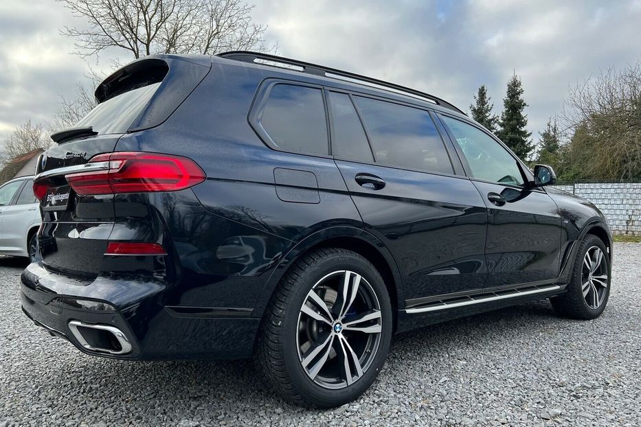 Продам BMW X7 xDrive 40 d M SPORT 2020 года в Киеве