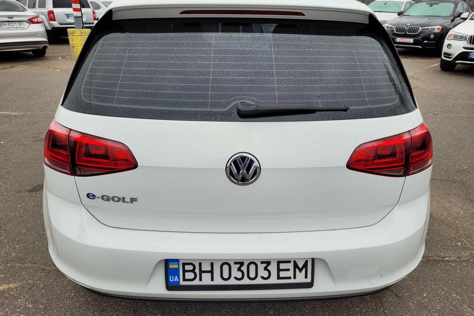 Продам Volkswagen e-Golf 2016 года в Одессе