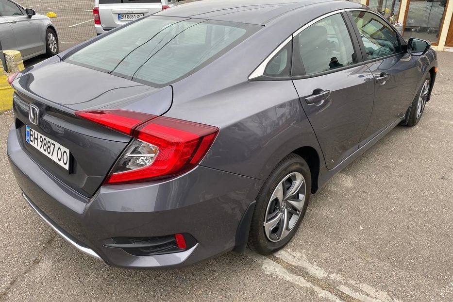 Продам Honda Civic LX 2020 года в Одессе