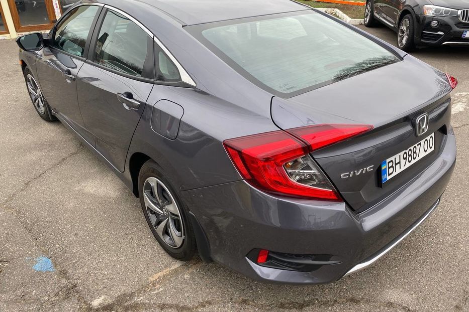 Продам Honda Civic LX 2020 года в Одессе