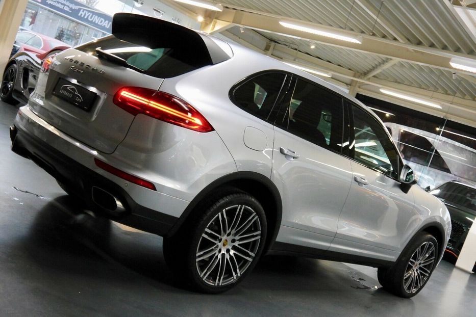 Продам Porsche Cayenne Diesel 2017 года в Киеве