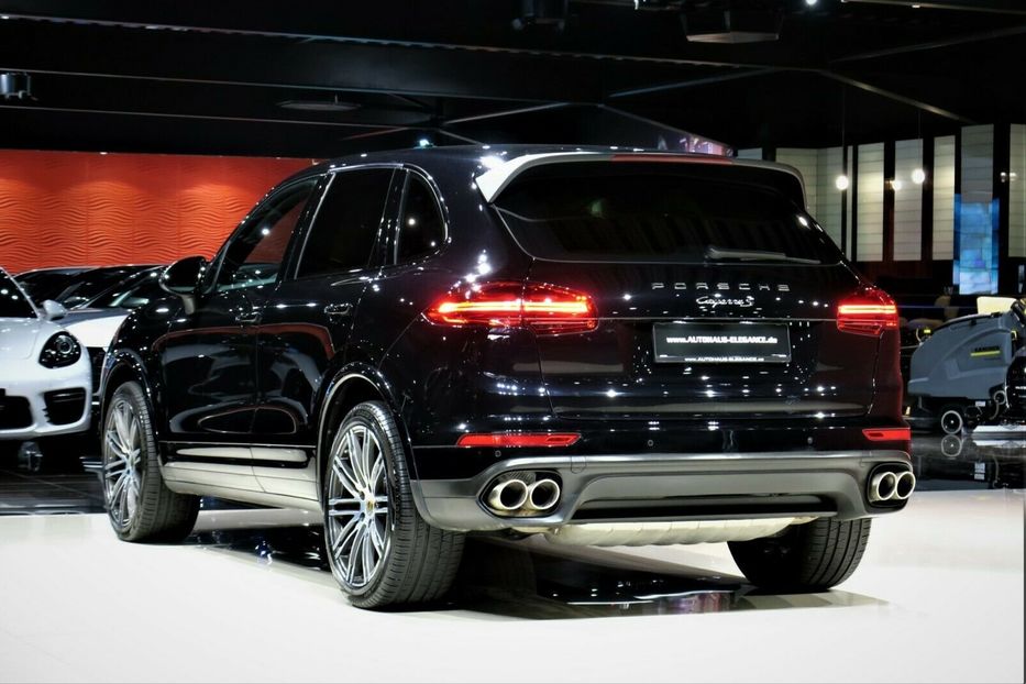 Продам Porsche Cayenne S Diesel 2017 года в Киеве