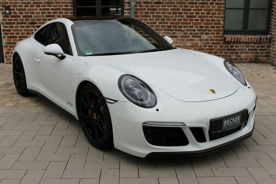 Продам Porsche 911 Carrera GTS 2018 года в Киеве