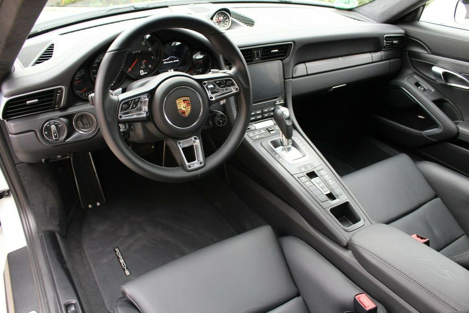Продам Porsche 911 Carrera GTS 2018 года в Киеве
