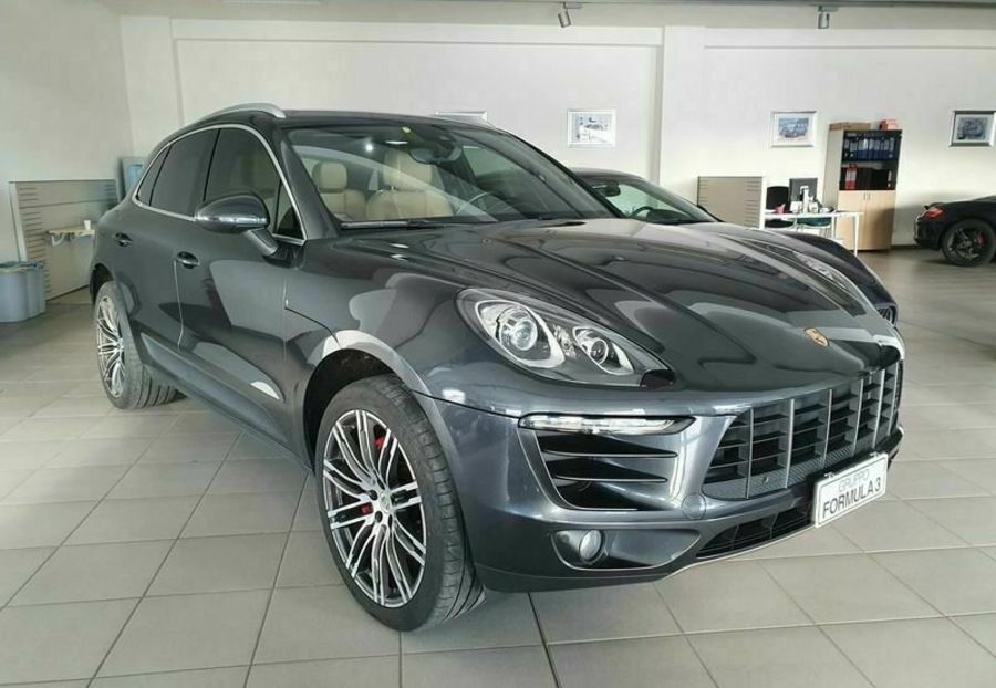 Продам Porsche Macan S Diesel 2018 года в Киеве