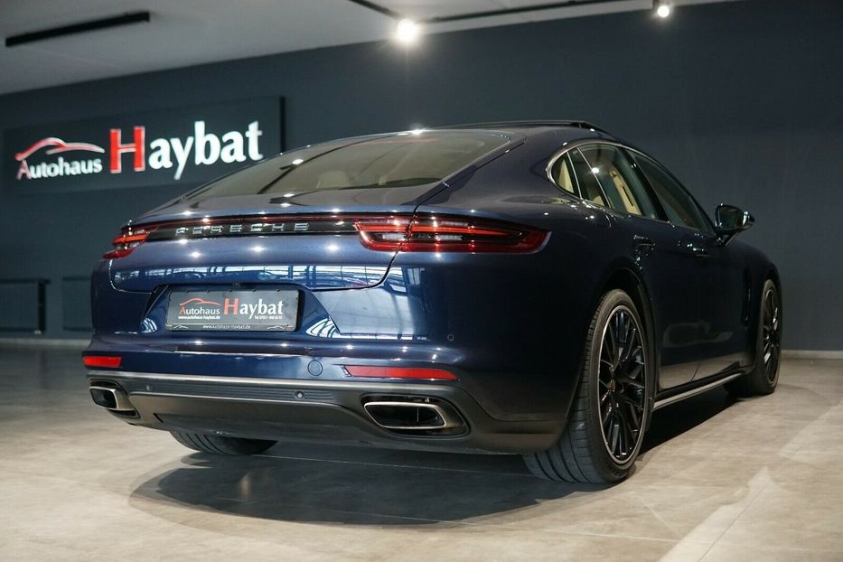 Продам Porsche Panamera 4 2018 года в Киеве