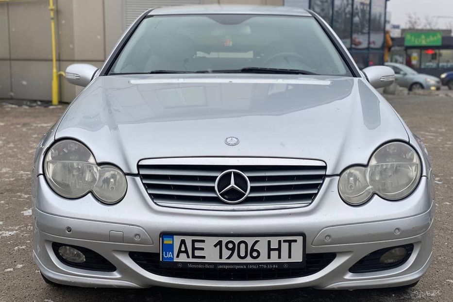 Продам Mercedes-Benz C-Class 2005 года в Днепре