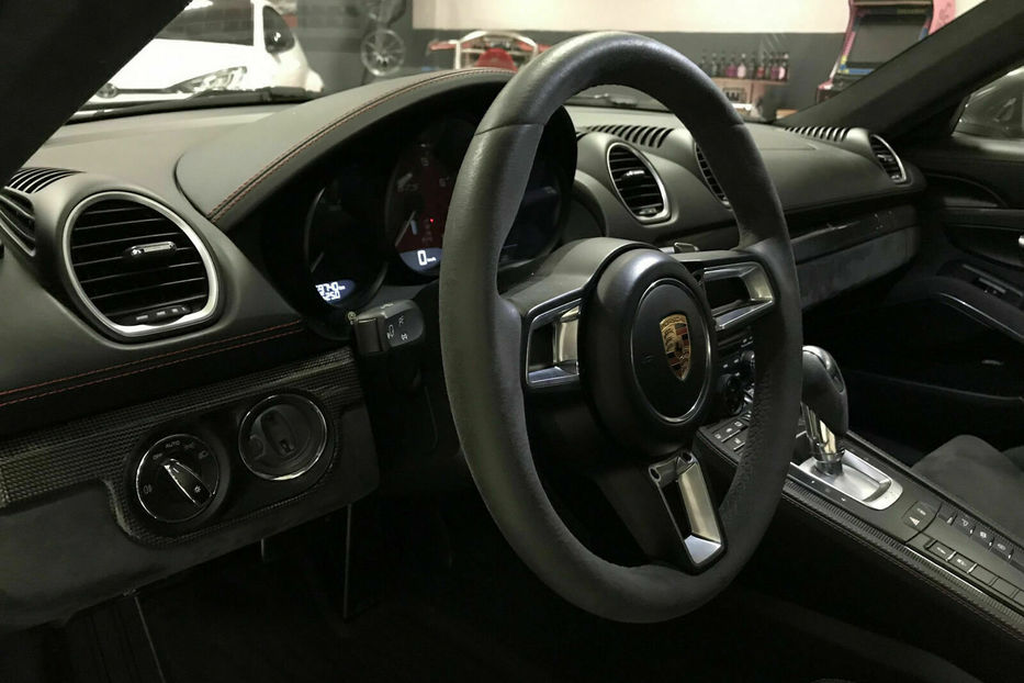 Продам Porsche Cayman GTS 2018 года в Киеве