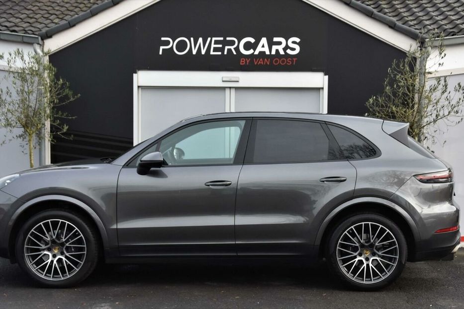 Продам Porsche Cayenne 2019 года в Киеве