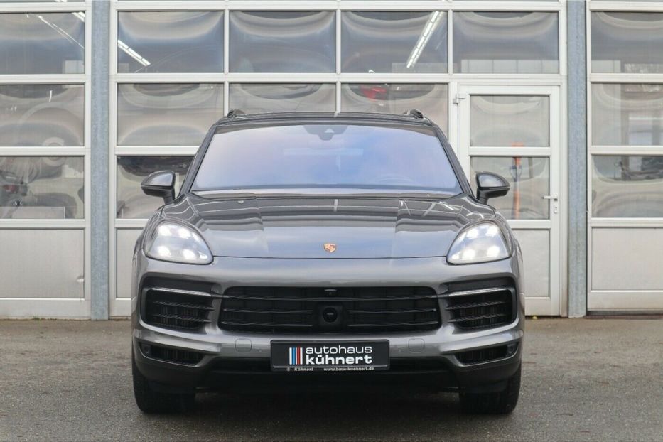 Продам Porsche Cayenne E-Hybrid 2019 года в Киеве