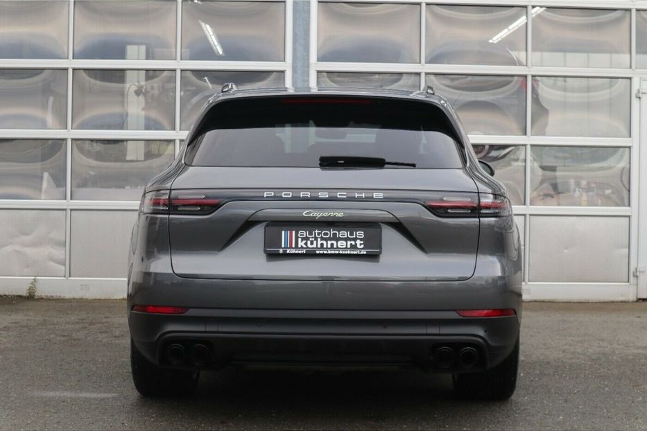 Продам Porsche Cayenne E-Hybrid 2019 года в Киеве