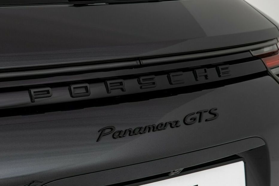 Продам Porsche Panamera GTS Sport Turismo 2020 года в Киеве