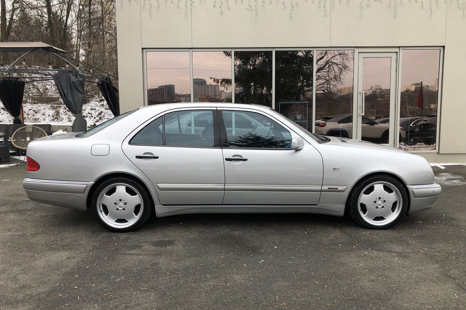 Продам Mercedes-Benz E-Class 55 AMG\\\ 1998 года в Киеве