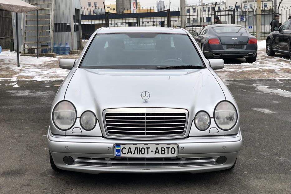 Продам Mercedes-Benz E-Class 55 AMG\\\ 1998 года в Киеве