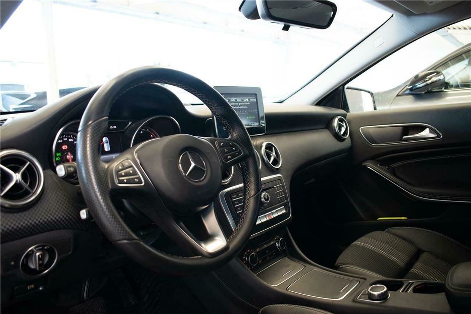 Продам Mercedes-Benz A-Class A180d 2017 года в Киеве