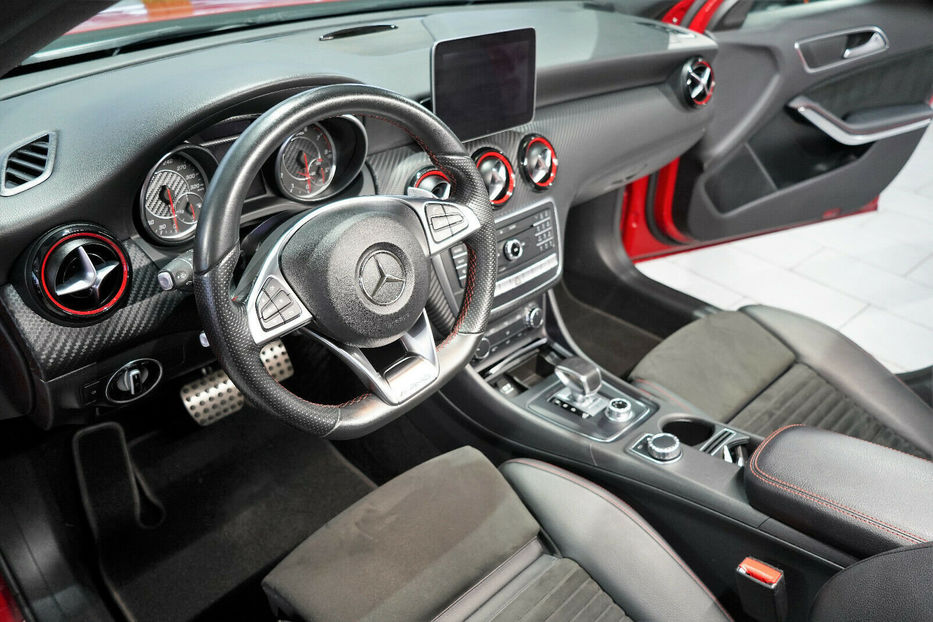 Продам Mercedes-Benz A-Class A45 AMG 4Matic 2017 года в Киеве