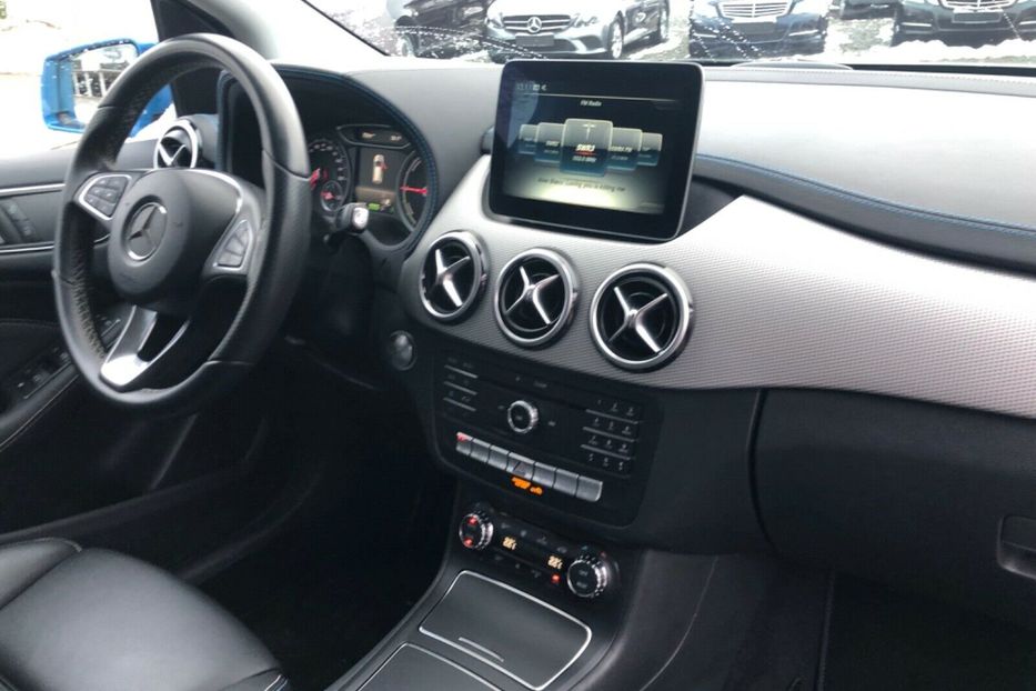 Продам Mercedes-Benz B-Class B250e Electric Drive 2017 года в Киеве