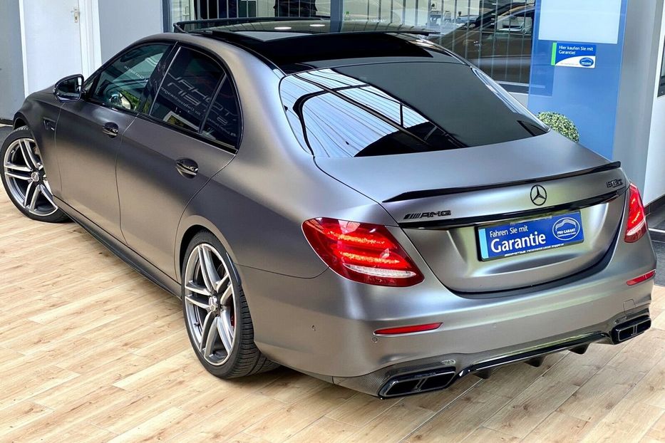 Продам Mercedes-Benz E-Class E63S AMG 4Matic 2017 года в Киеве