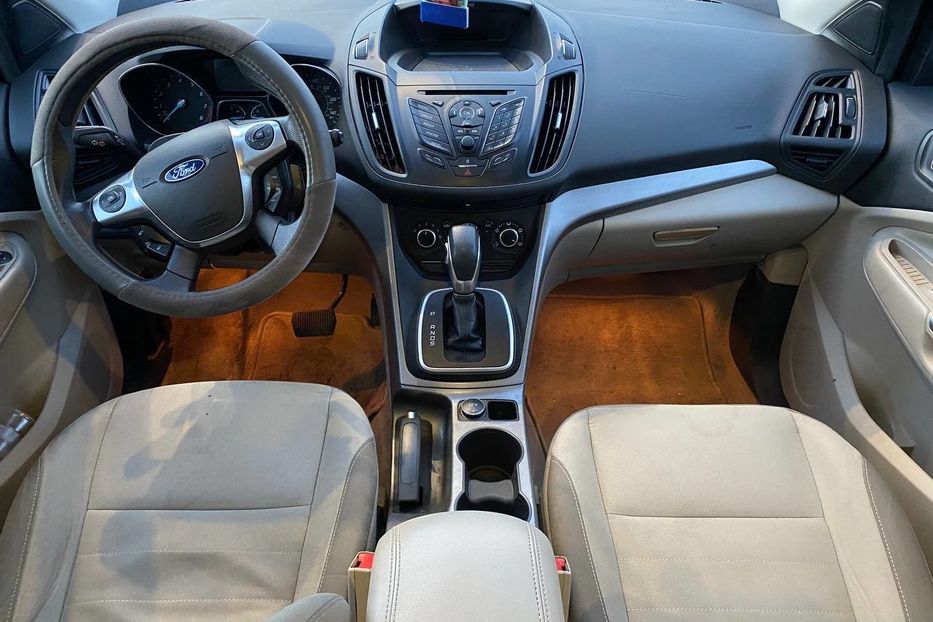 Продам Ford Escape 2013 года в Одессе