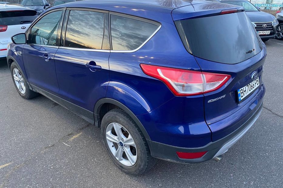 Продам Ford Escape 2013 года в Одессе