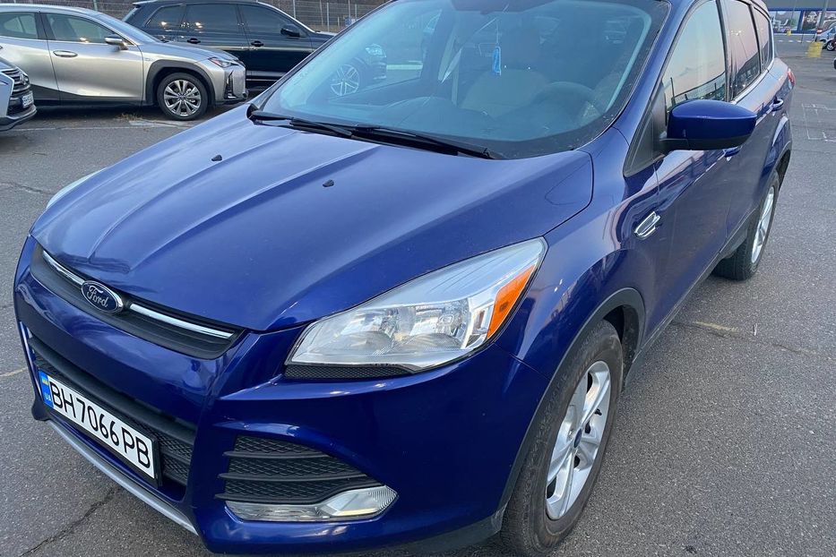 Продам Ford Escape 2013 года в Одессе