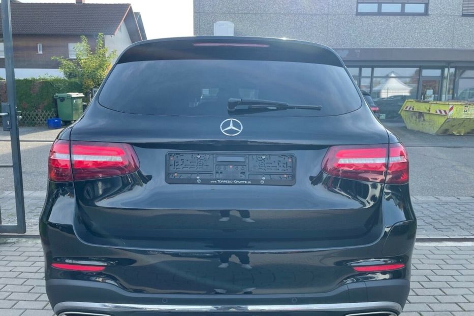 Продам Mercedes-Benz GLC-Class GLC350e AMG 4Matic Hybrid 2017 года в Киеве