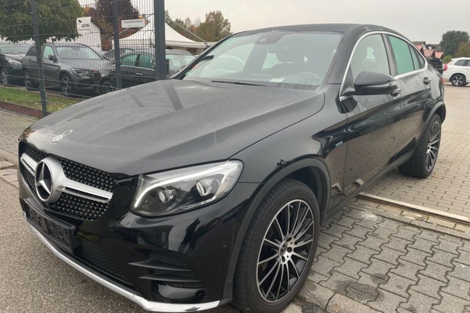 Продам Mercedes-Benz GLC-Class GLC350e AMG Coupe 4M Hybrid 2017 года в Киеве