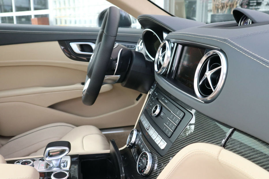 Продам Mercedes-Benz SL-Class SL63 AMG 2017 года в Киеве