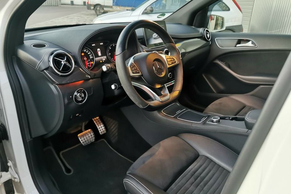 Продам Mercedes-Benz B-Class B200d 2018 года в Киеве