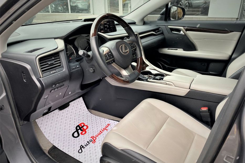 Продам Lexus RX 350 2018 года в Одессе