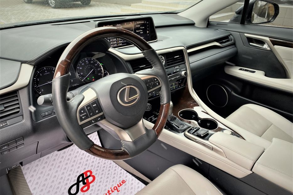 Продам Lexus RX 350 2018 года в Одессе