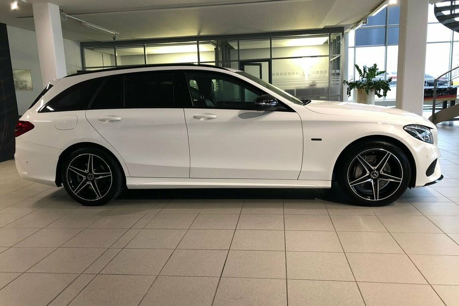 Продам Mercedes-Benz C-Class C350e AMG Hybrid 2018 года в Киеве