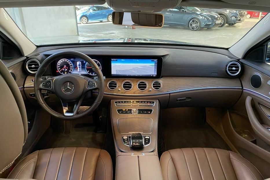 Продам Mercedes-Benz E-Class E350d 4Matic 2018 года в Киеве