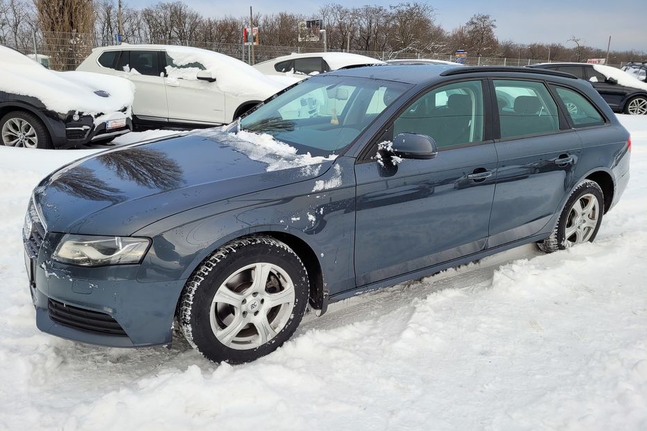 Продам Audi A4 2.0D AT 2010 года в Одессе