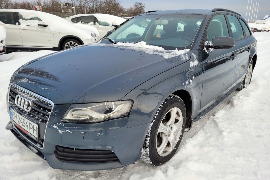 Продам Audi A4 2.0D AT 2010 года в Одессе