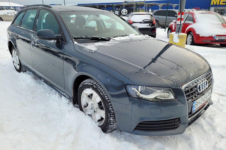 Продам Audi A4 2.0D AT 2010 года в Одессе