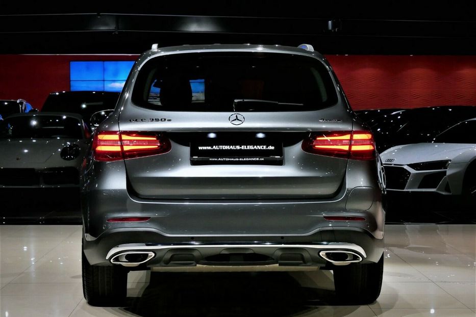 Продам Mercedes-Benz GLC-Class GLC350e AMG 4Matic Hybrid 2018 года в Киеве