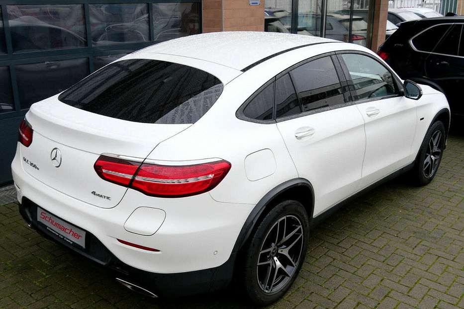 Продам Mercedes-Benz GLC-Class GLC350e AMG 4Matic Hybrid 2018 года в Киеве