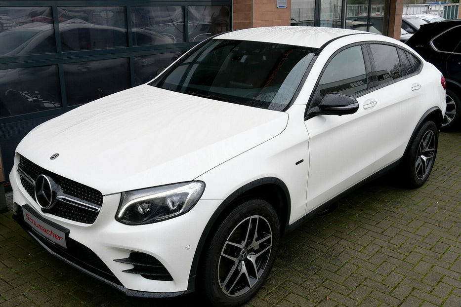 Продам Mercedes-Benz GLC-Class GLC350e AMG 4Matic Hybrid 2018 года в Киеве