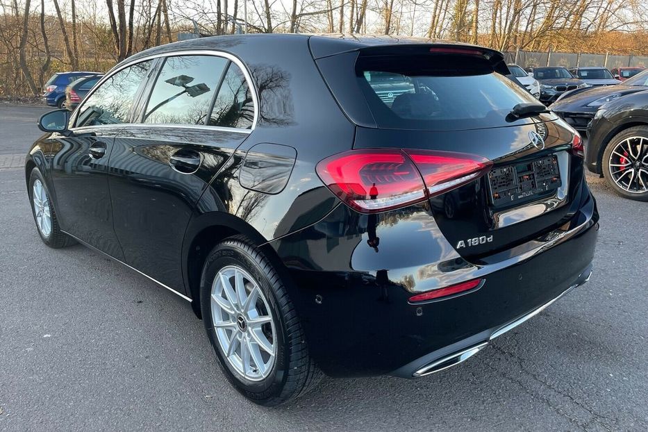 Продам Mercedes-Benz A-Class A180d  2019 года в Киеве