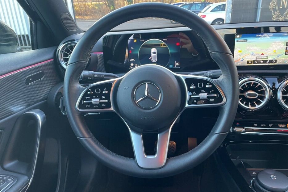 Продам Mercedes-Benz A-Class A180d  2019 года в Киеве