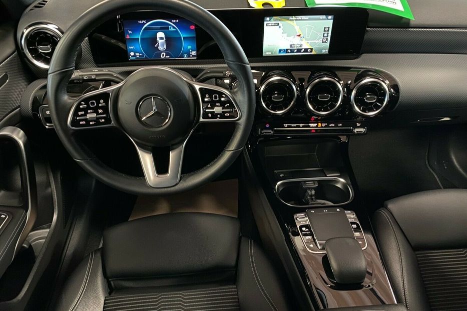 Продам Mercedes-Benz A-Class A200d 2019 года в Киеве