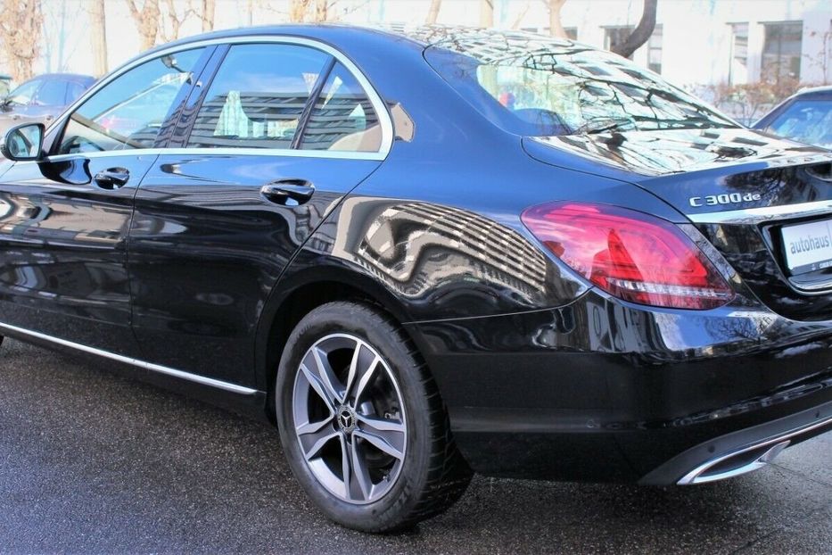 Продам Mercedes-Benz C-Class C300de Hybrid 2019 года в Киеве