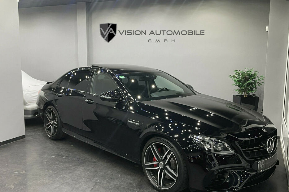 Продам Mercedes-Benz E-Class E63S AMG 4Matic 2019 года в Киеве